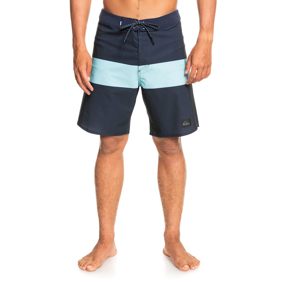 QUIKSILVER Highlite Arch Apparel