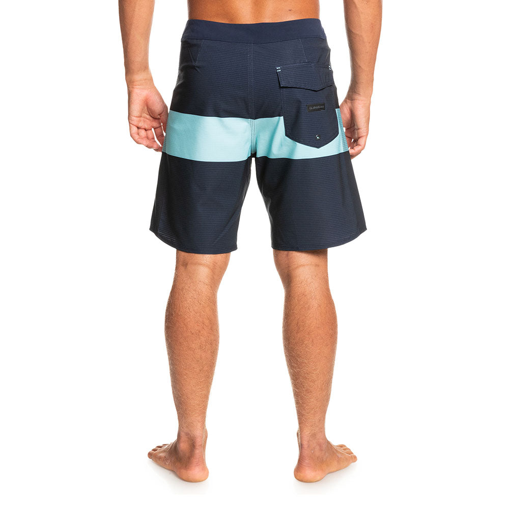 QUIKSILVER Highlite Arch Apparel
