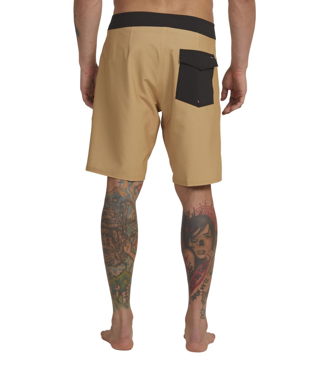 RVCA Va Trunk Solid Mens Tan