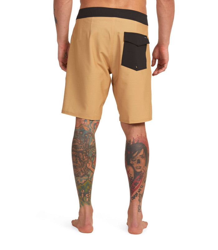 RVCA Va Trunk Solid Mens Tan
