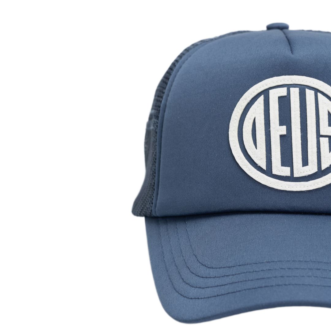 DEUS EX MACHINA Pill Trucker Headwear