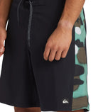 QUIKSILVER Surfsilk Arch 19 Boardshorts/ Swim Shorts