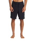 QUIKSILVER Surfsilk Arch 19 Boardshorts/ Swim Shorts