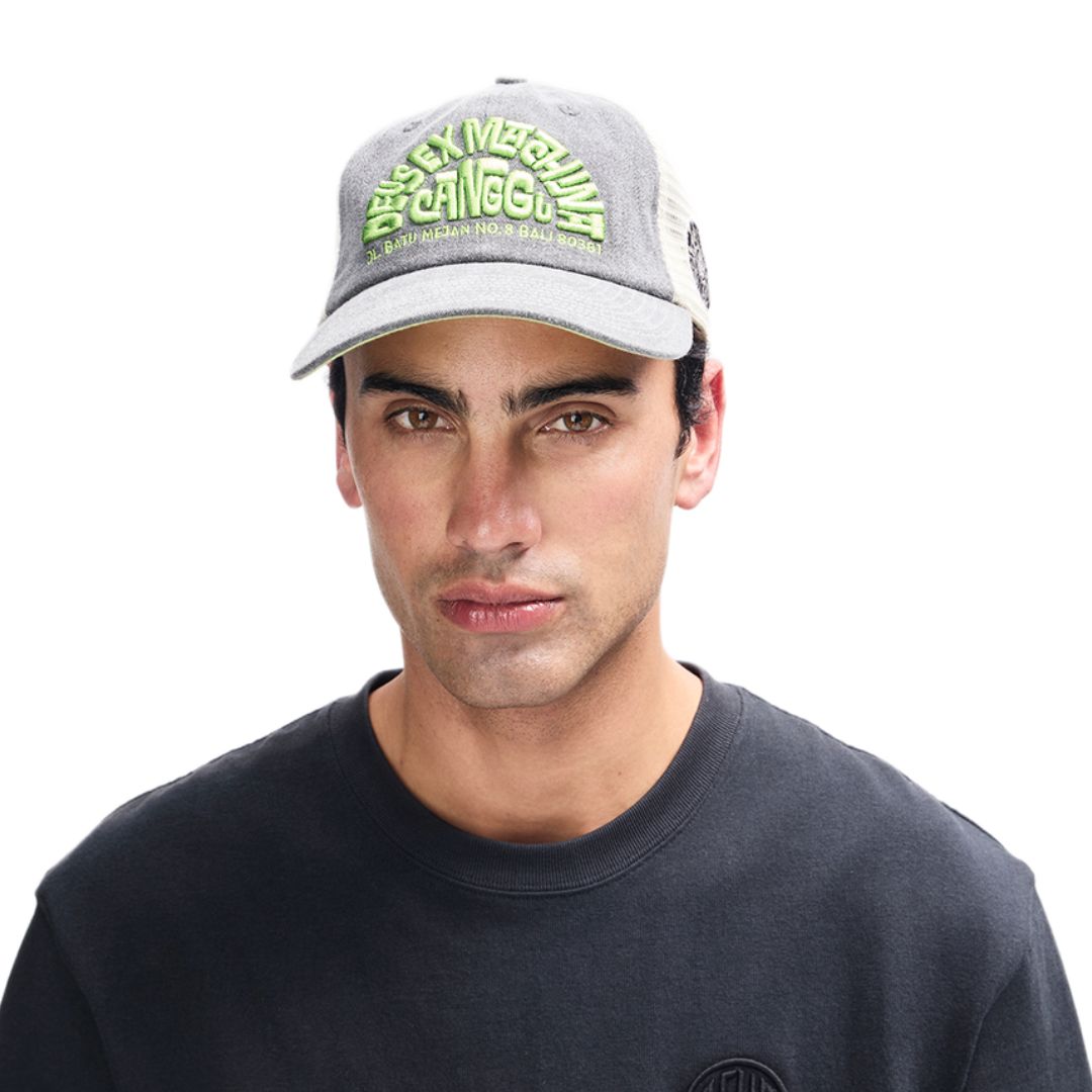 DEUS EX MACHINA Canggu Address Trucker Headwear