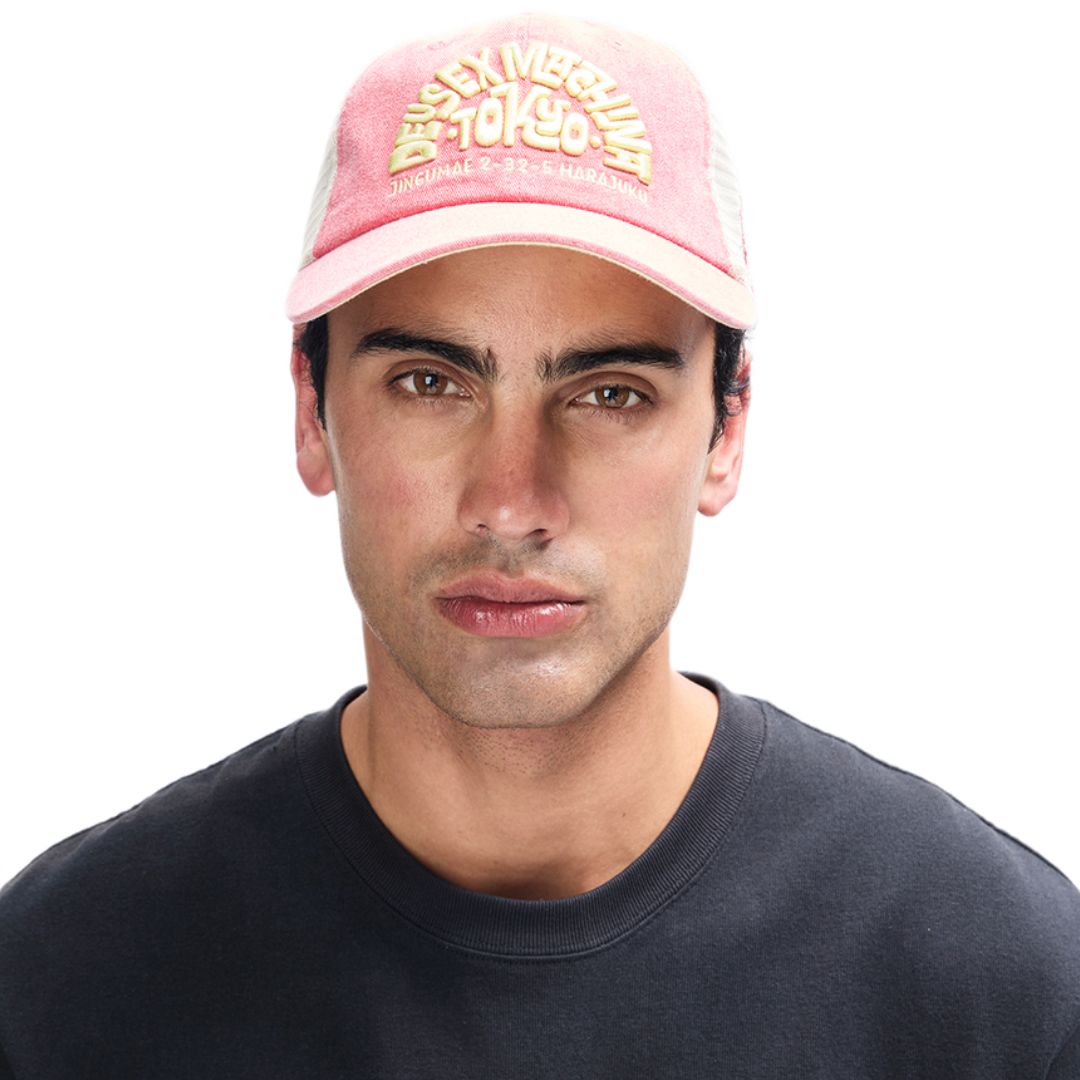 DEUS EX MACHINA Tokyo Address Trucker Headwear